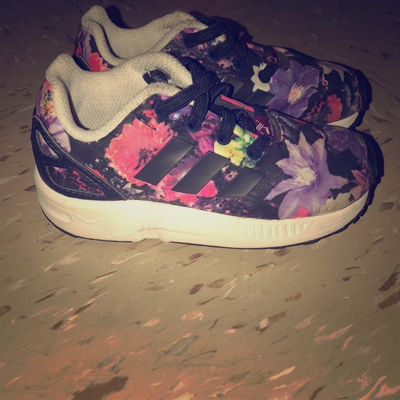 Adidas Sneakers - Picture 1 of 3